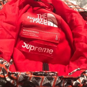 AUTHENTIC SUPREME NORTH FACE SS21 Mountain Jacket